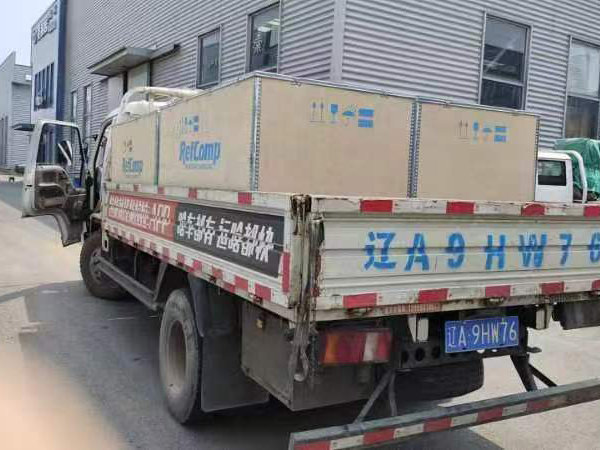 出貨現(xiàn)場(chǎng)